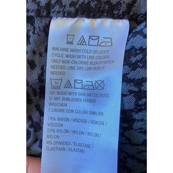 NEW Susan Graver Ultra Stretch Jacquard Ankle Pants Petite 20P Women’s Black - Picture 4 of 9